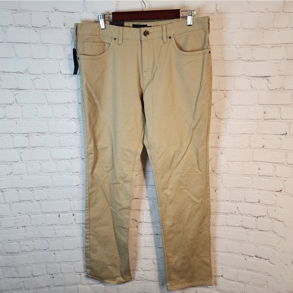 Men's Black Brown 1826 "Tailored Fit" khaki pants, size 34 X 32
